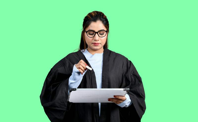 Кто может подать запрос о ходе исполнительного производства