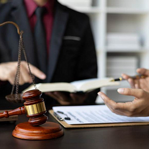 Как подать в суд на банкротство: особенности оформления статуса